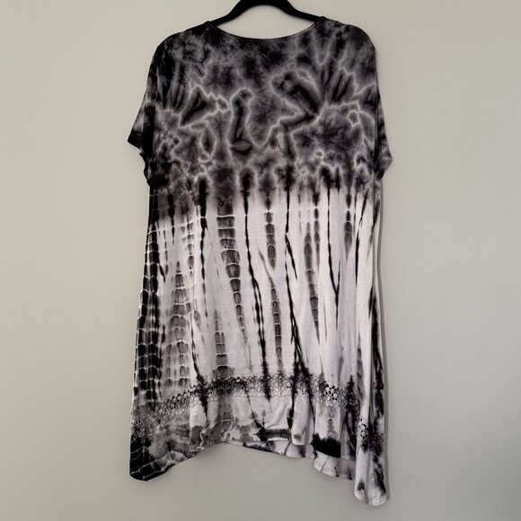 Tie Dye Round Neck Short Sleeve Tunic Black White XL - Picture 2 of 4